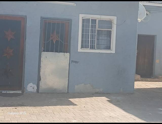 4 bed property for sale in BEZUIDENHOUT VALLEY